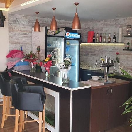 Pensiune Restaurant Ovidiu Valea lui Mihai Extérieur photo