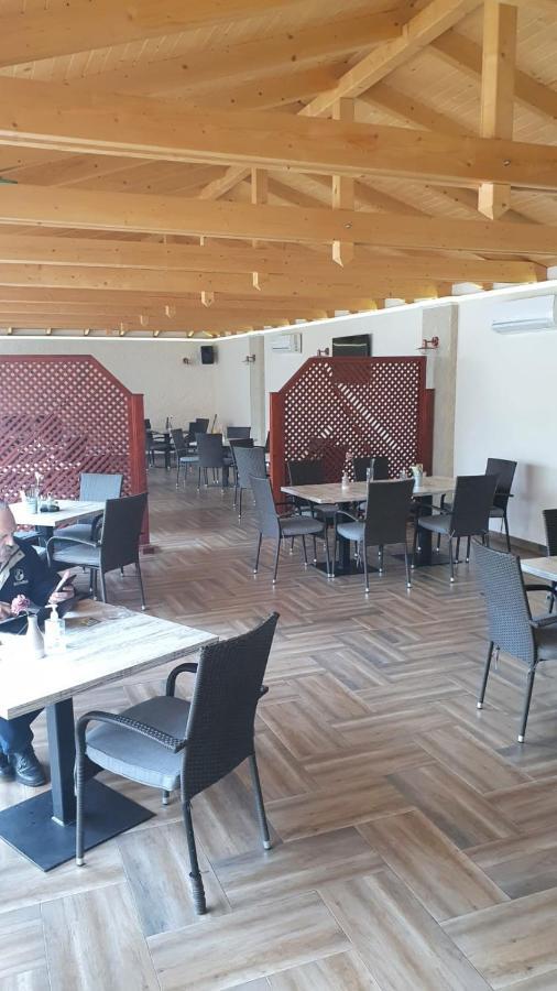 Pensiune Restaurant Ovidiu Valea lui Mihai Extérieur photo