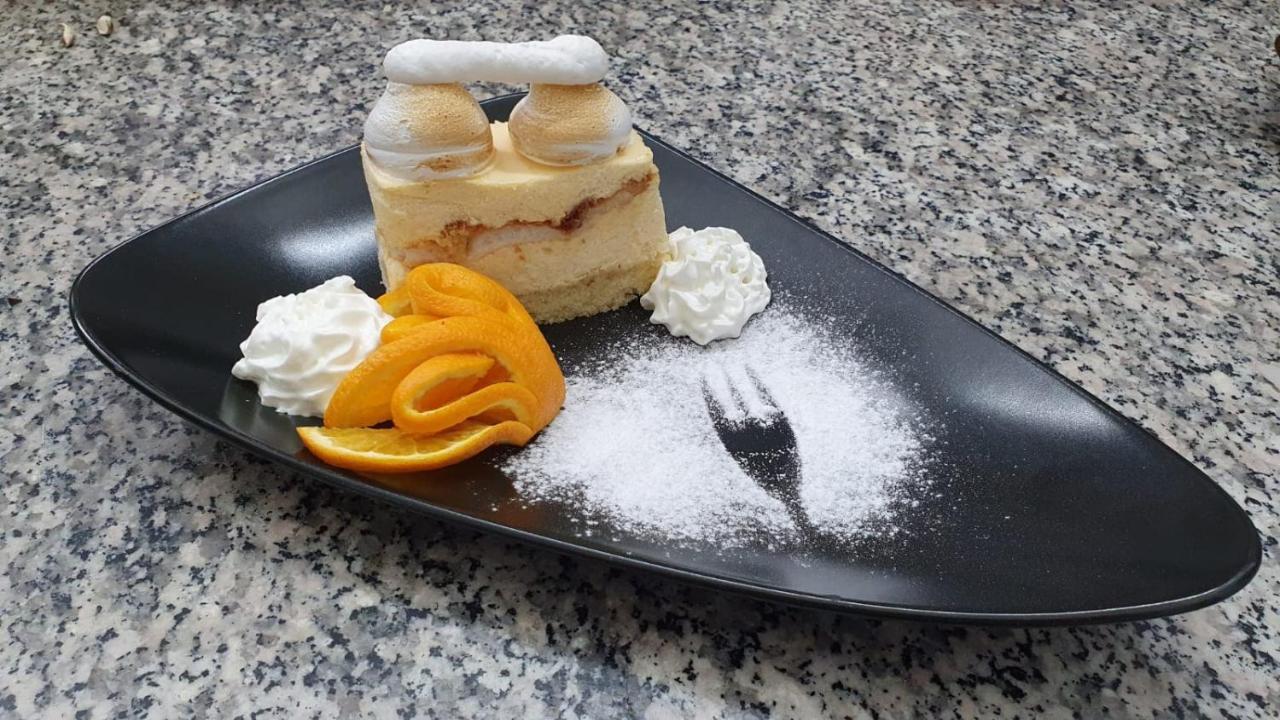 Pensiune Restaurant Ovidiu Valea lui Mihai Extérieur photo